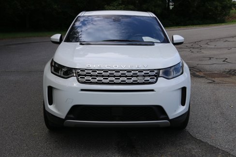 Used 2020 Land Rover Discovery Sport SE image 11