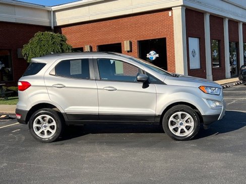 Used 2022 Ford EcoSport SE w/ SE Convenience Package image 4