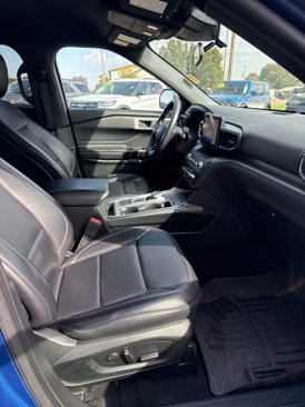 Used 2020 Ford Explorer XLT w/ Equipment Group 202A image 27