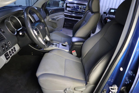 Used 2015 Toyota Tacoma 4x4 Double Cab w/ TRD Off-Road Package image 19