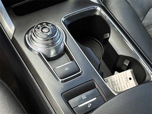 Used 2018 Ford Fusion SE w/ Equipment Group 602A image 23