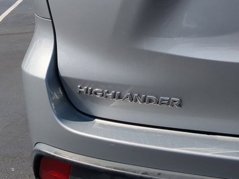 Used 2015 Toyota Highlander XLE image 33