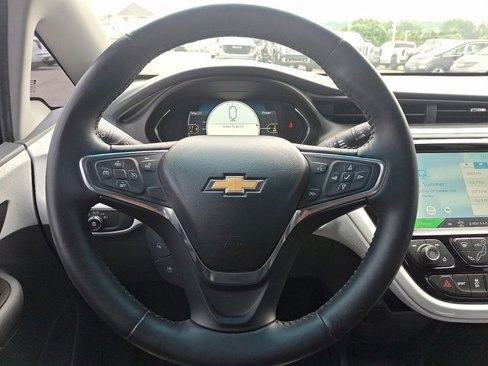 Used 2017 Chevrolet Bolt LT image 18
