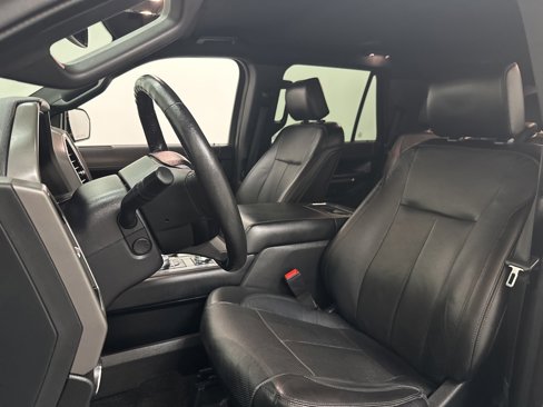Used 2018 Ford Expedition XLT w/ Equipment Group 202A image 28