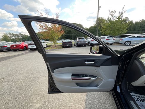 Used 2016 Acura TLX image 38