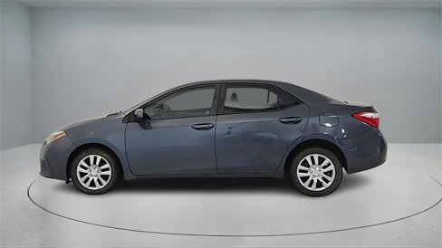 Used 2015 Toyota Corolla LE image 4