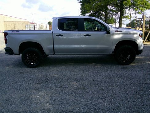 Used 2022 Chevrolet Silverado 1500 Custom Trail Boss w/ LPO, Dark Essentials Package image 6