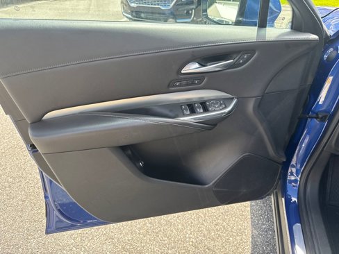 Certified 2023 Cadillac XT4 Premium Luxury image 10