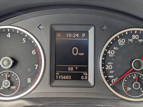Used 2014 Volkswagen Tiguan SE image 8