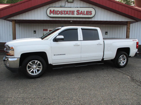 Used 2018 Chevrolet Silverado 1500 LT w/ All Star Edition image 3