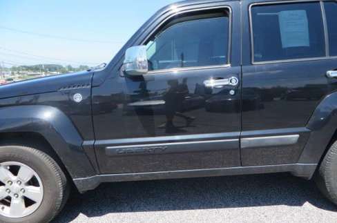 Used 2012 Jeep Liberty Sport image 37