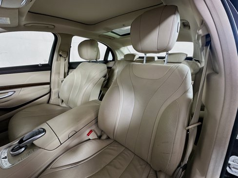 Used 2015 Mercedes-Benz S 550 4MATIC Sedan image 22