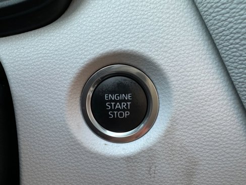 Certified 2025 Toyota Corolla SE image 23