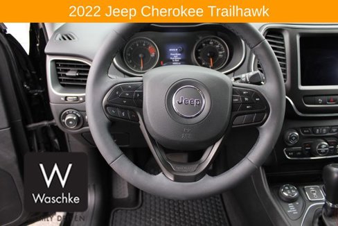 Used 2022 Jeep Cherokee Trailhawk w/ Sun, Sound & Nav Group image 27