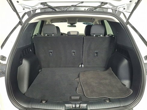 Used 2021 Ford Escape SE image 28