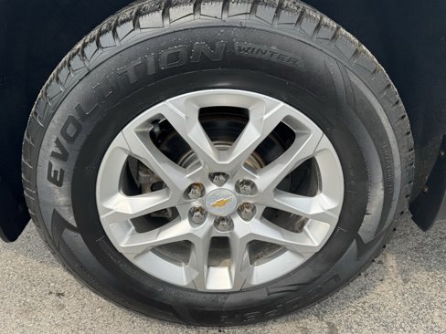 Used 2020 Chevrolet Traverse LS image 42