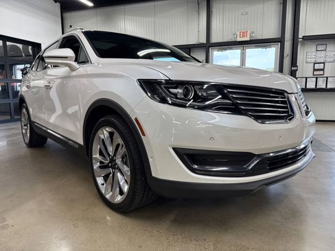 Used 2017 Lincoln MKX Reserve w/ Driver Assistance Package image 12