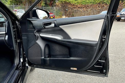 Used 2012 Toyota Camry SE image 20