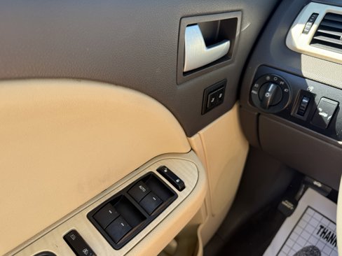 Used 2009 Mercury Sable Premier image 23