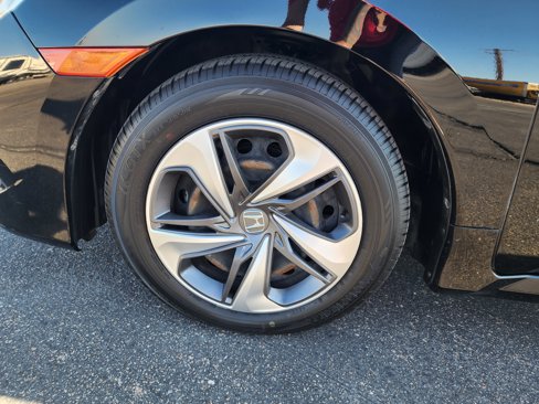 Used 2020 Honda Civic LX image 9