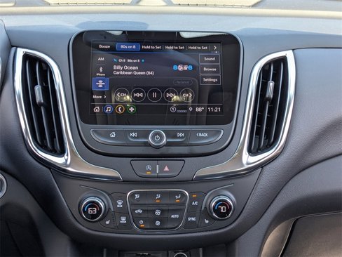 Used 2024 Chevrolet Equinox LT image 18
