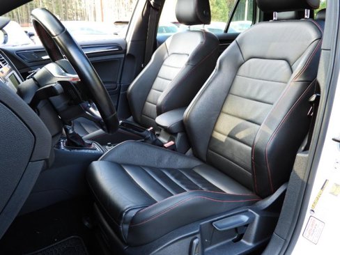 Used 2016 Volkswagen GTI SE w/ Lighting Package (SEL) image 41