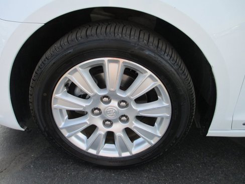 Used 2013 Buick LaCrosse Leather image 11
