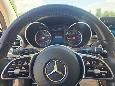 Certified 2022 Mercedes-Benz GLC 300 4MATIC image 12