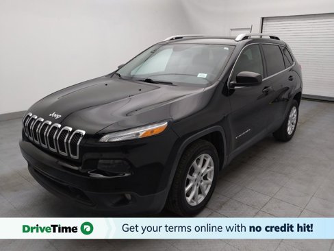 Used 2018 Jeep Cherokee Latitude image 1