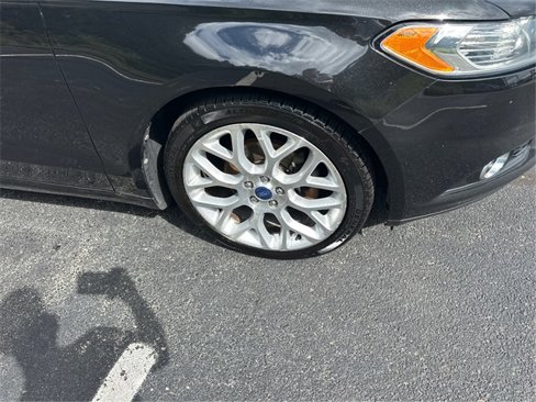 Used 2014 Ford Fusion Titanium image 12