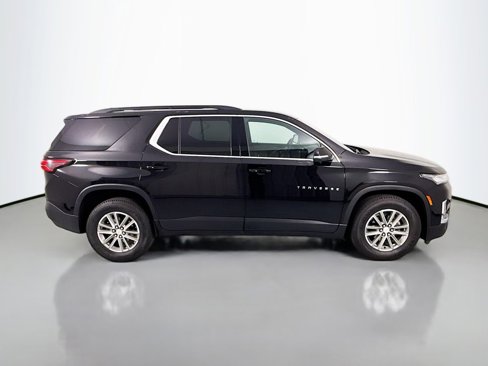 Used 2023 Chevrolet Traverse LT image 8