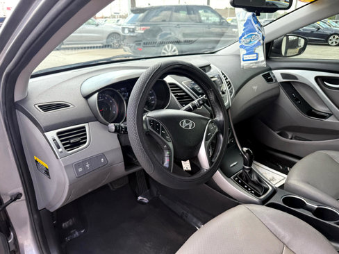 Used 2014 Hyundai Elantra Limited image 8