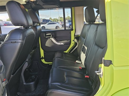 Used 2016 Jeep Wrangler Unlimited Rubicon image 13