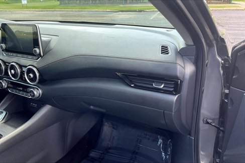 Used 2021 Nissan Sentra SV image 17