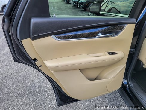 Used 2018 Cadillac XT5 AWD image 25