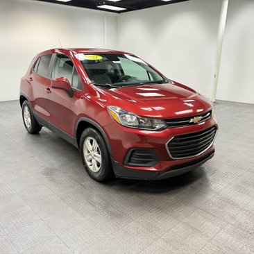Used 2021 Chevrolet Trax LS w/ Tint and Cruise Package image 7