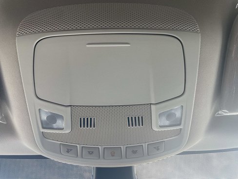 Used 2024 Ford Edge SE w/ Black Appearance Package image 26