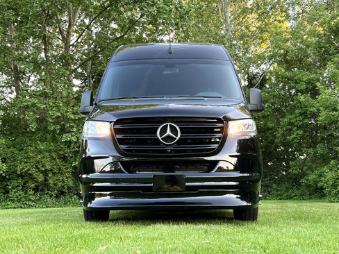 Used 2023 Mercedes-Benz Sprinter 3500 image 22