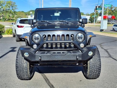 Used 2014 Jeep Wrangler Unlimited Rubicon w/ Connectivity Group image 2