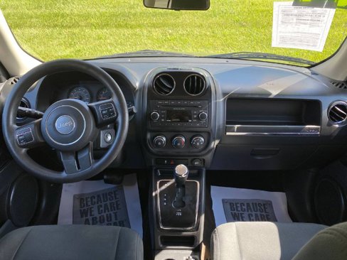 Used 2014 Jeep Patriot Sport image 6