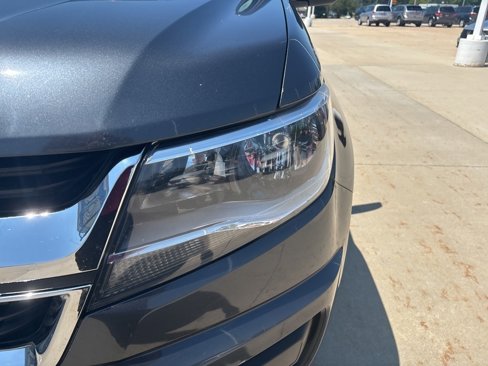 Used 2016 Chevrolet Colorado LT image 9