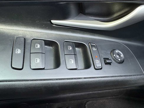 Used 2021 Hyundai Elantra SEL w/ Convenience Package image 31