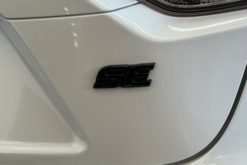 New 2026 Toyota Corolla SE image 7