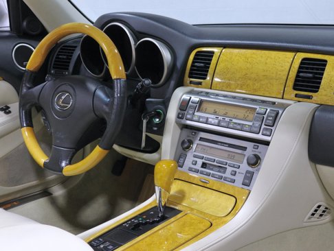 Used 2002 Lexus SC 430 Convertible image 4