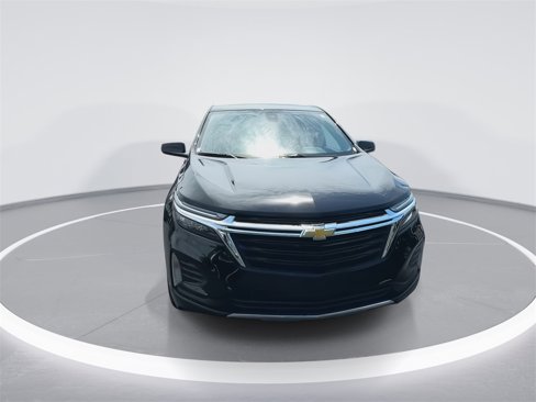 Used 2023 Chevrolet Equinox LT image 3