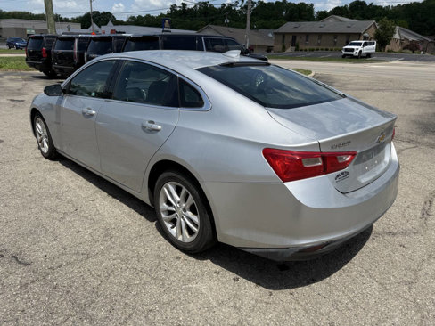 Used 2016 Chevrolet Malibu LT image 15