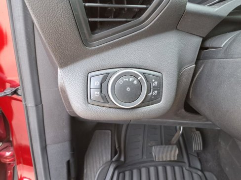 Used 2016 Ford Escape SE w/ SE Chrome Package image 11