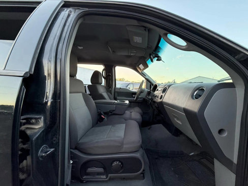 Used 2005 Ford F150 XLT image 14