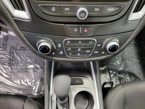 Used 2024 Chevrolet Malibu LT image 15