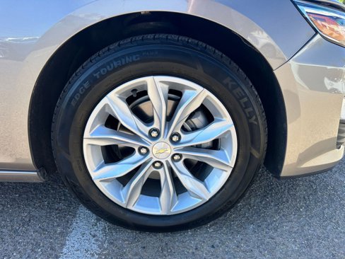 Used 2023 Chevrolet Malibu LT image 30